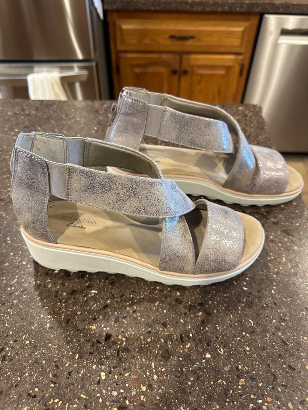 Clarks Women's Silver Metallic Cross-Strap Platform Sandal